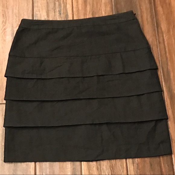 Larry Levine Dresses & Skirts - LN Larry Levine brand Women's skirt with layers